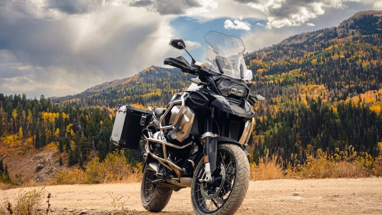Vitesse maximale de la Yamaha XSR 125 : quel véritable potentiel ?