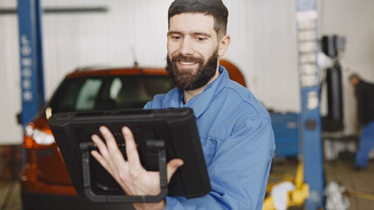 Mettre un régulateur intelligent sur Tucson hybride : guide facile et utile
